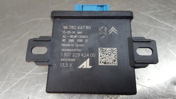 Calculateur d'éclairage PEUGEOT 308 II Imagem-4