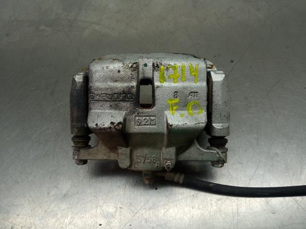 Pinça travão / maxila de travão frente direita NISSAN Qashqai II (J11)