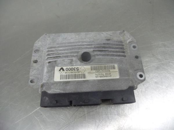 Centralina motor / ECU RENAULT Megane II Break (KM0/1_) Imagem-1