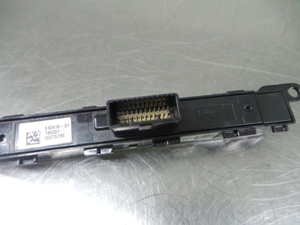 Commande / interrupteur multifonctions RENAULT Megane IV (B9A/M_) Imagem-2