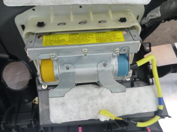 Airbag passageiro TOYOTA Yaris (_P9_)