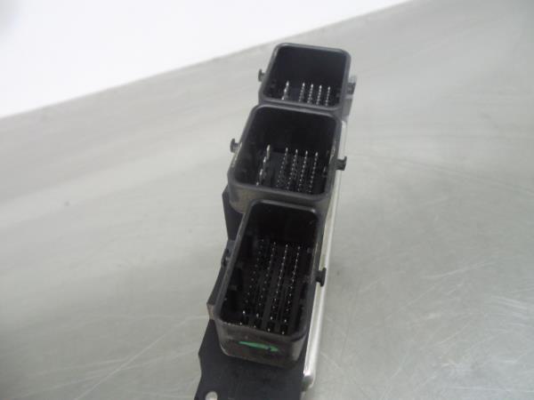 Centralina motor / ECU PEUGEOT 208 Imagem-2