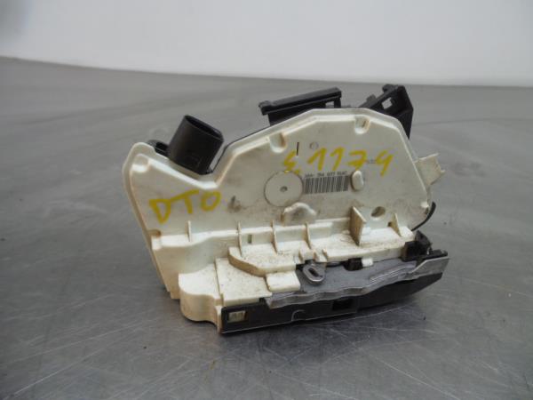 Serrure Avant Droite VOLKSWAGEN Scirocco (137, 138)