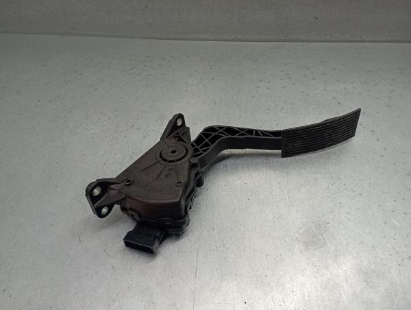 Pedal do acelerador RENAULT Alaskan Imagem-1