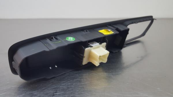 Mando / interruptor elevalunas delantero derecho RENAULT Captur (J5_) Imagem-1