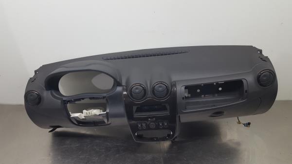 Dashboard DACIA Duster (HS_) Imagem-1