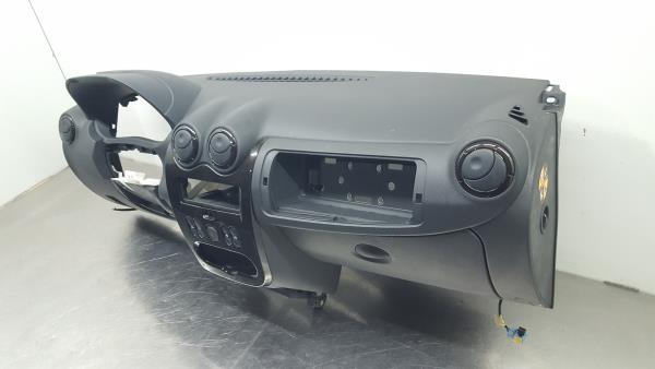 Dashboard DACIA Duster (HS_) Imagem-3