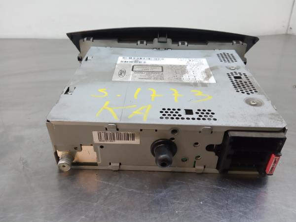 Radio / autorradio FORD Ka (RU8) Imagem-2