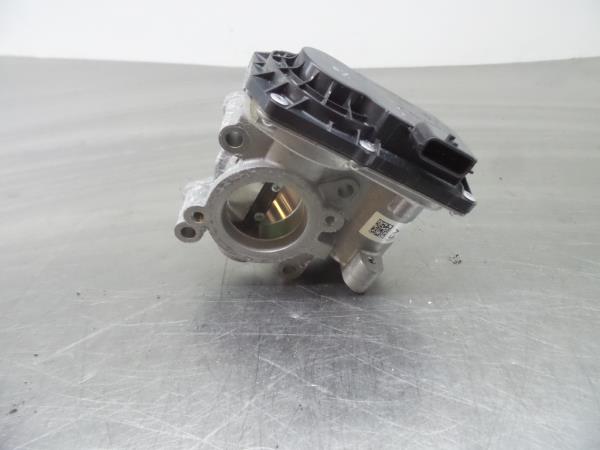 Throttle body RENAULT Clio IV (BH_)