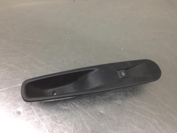 Mando / interruptor elevalunas delantero derecho RENAULT Zoe (BFM_)