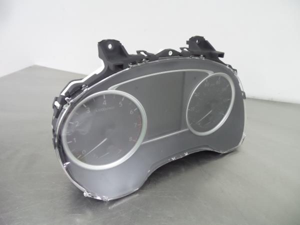 Quadrante / painel de instrumentos NISSAN Micra V (K14)