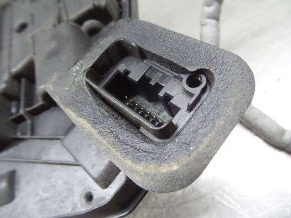 Fechadura / fecho porta frente direito VOLKSWAGEN Polo (6R, 6C) Imagem-4