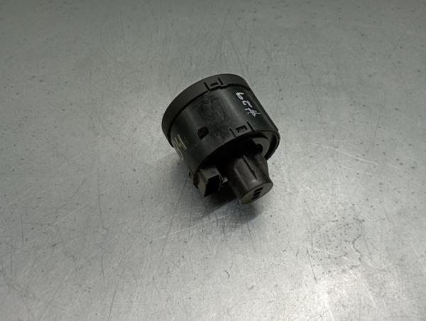 Light switch VOLKSWAGEN Polo (6R, 6C) Imagem-1
