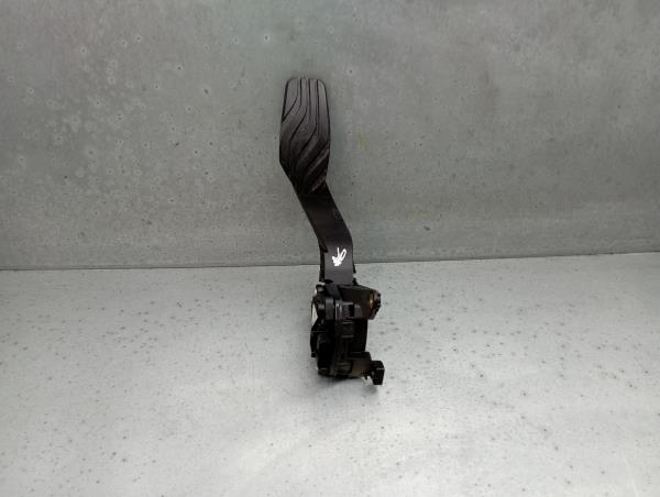 Pedal do acelerador NISSAN Micra V (K14)