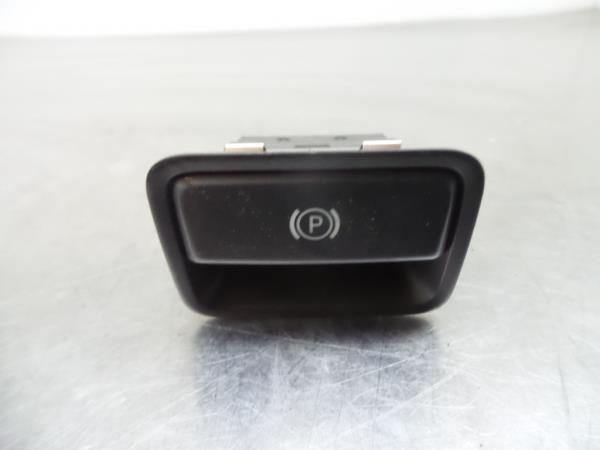 Botão / interruptor travão de parque MERCEDES-BENZ Classe A (W176)