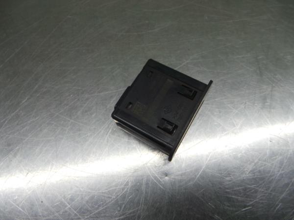 Módulo USB / AUX / IPOD RENAULT Grand Scénic III (JZ0/1_) Imagem-1