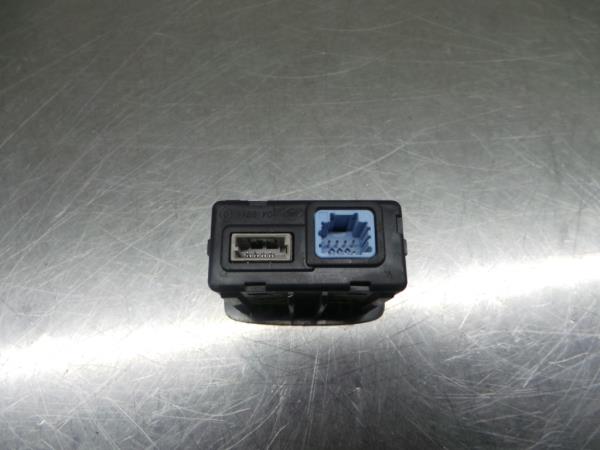 Módulo USB / AUX / IPOD RENAULT Grand Scénic III (JZ0/1_) Imagem-2