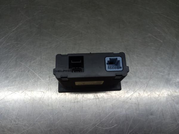 Módulo USB / AUX / IPOD RENAULT Captur II Imagem-2