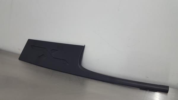 Modanatura pannello destro SEAT Arona (KJ7)