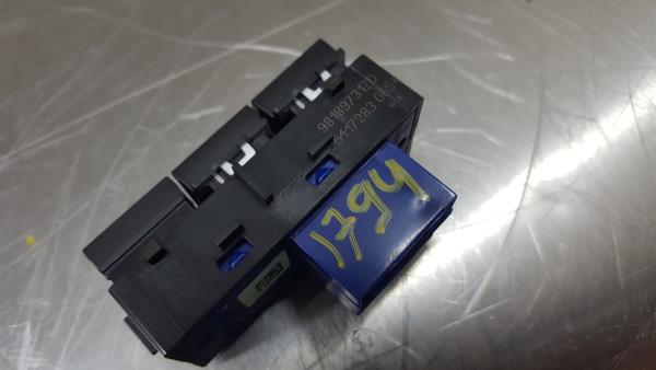 Commande / interrupteur multifonctions PEUGEOT 308 II Imagem-2