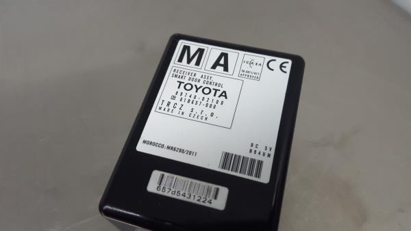 Centralina do fecho central TOYOTA Auris Hatchback (_E18_) Imagem-1