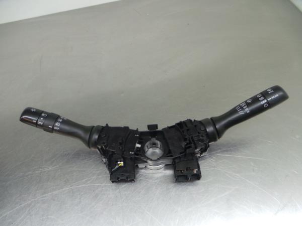 Light and wiper lever set TOYOTA Yaris (_P9_)
