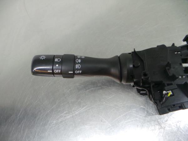 Light and wiper lever set TOYOTA Yaris (_P9_) Imagem-1