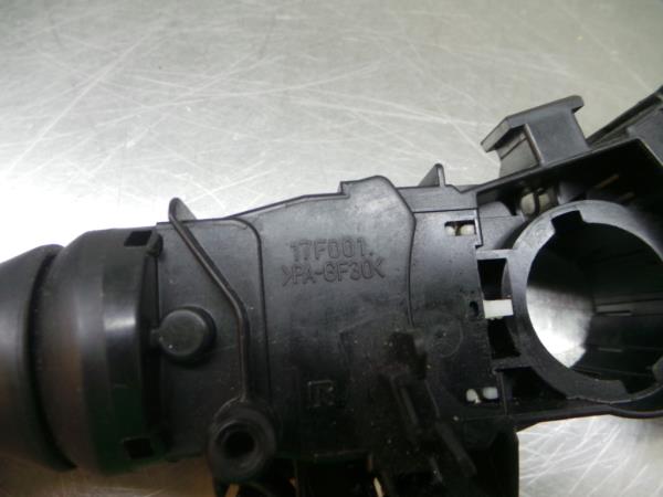 Light and wiper lever set TOYOTA Yaris (_P9_) Imagem-4