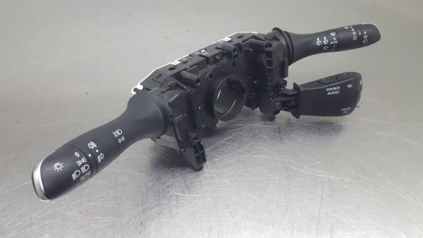 Conjunto / manetes de luzes e limpa vidros RENAULT Kadjar (HA_, HL_)