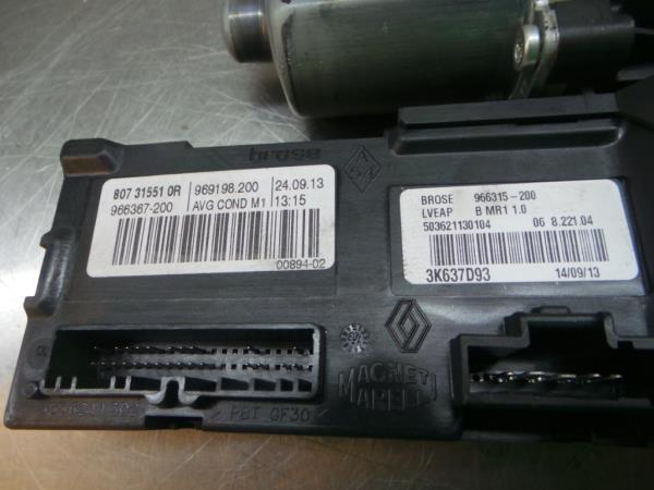 Motore alzacristallo anteriore sinistro RENAULT Megane III (BZ0_) Imagem-4