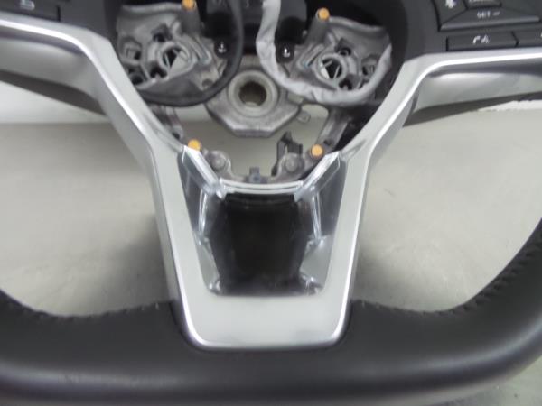 Volante NISSAN Qashqai II (J11) Imagem-3