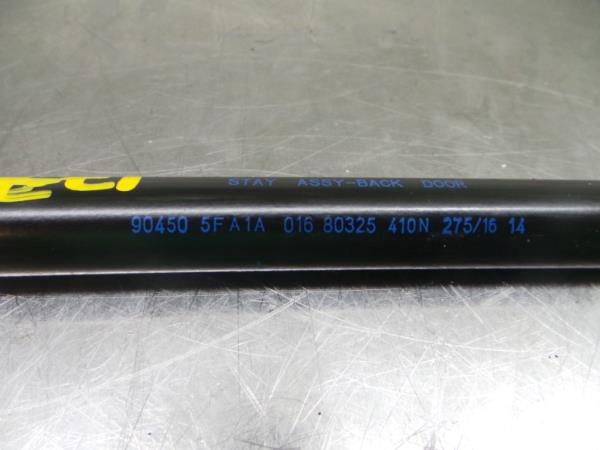 Amortecedor da mala NISSAN Micra V (K14) Imagem-1