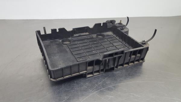 Base / caixa da bateria RENAULT Megane II CC (EM0/1_)