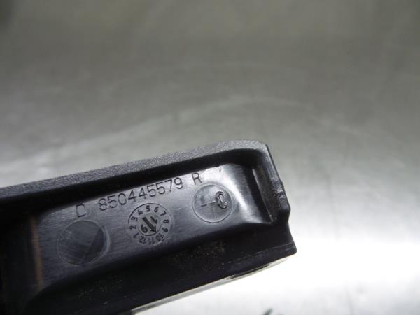 Rear bumper guide right DACIA Duster (HM_) Imagem-2