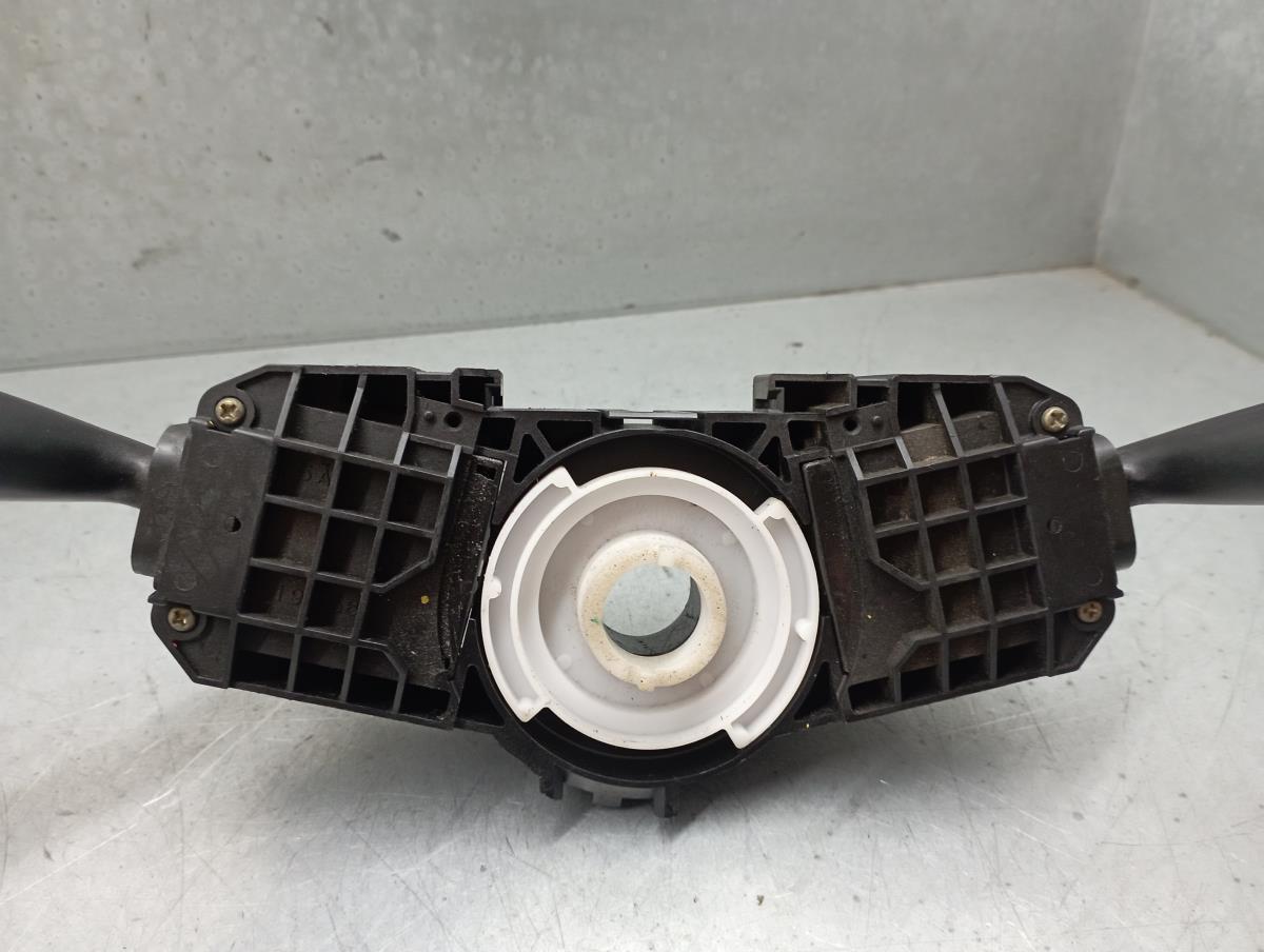 Mando de luces y limpia parabrisas HONDA Civic VII Hatchback (EU_, EP_, EV_) Imagem-3