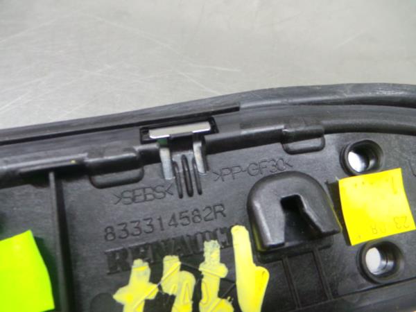 Modanatura pannello sinistro RENAULT Captur II Imagem-3