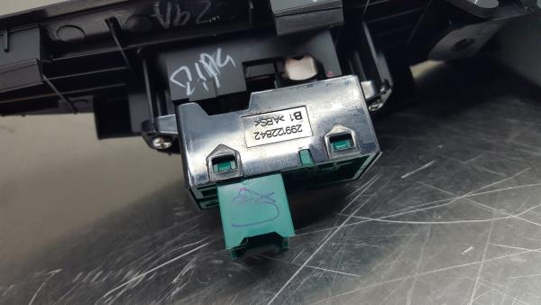 Right Rear window control HYUNDAI i20 (GB) Imagem-2