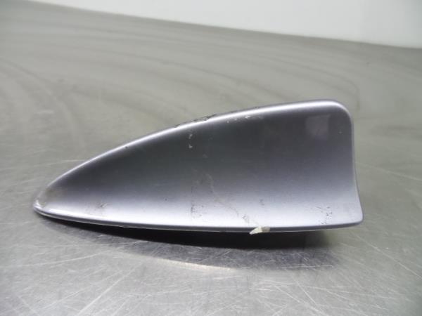Base de antena BMW 5 (E60) Imagem-1
