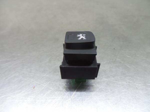 Multifunction control PEUGEOT 3008 II (M_) Imagem-1