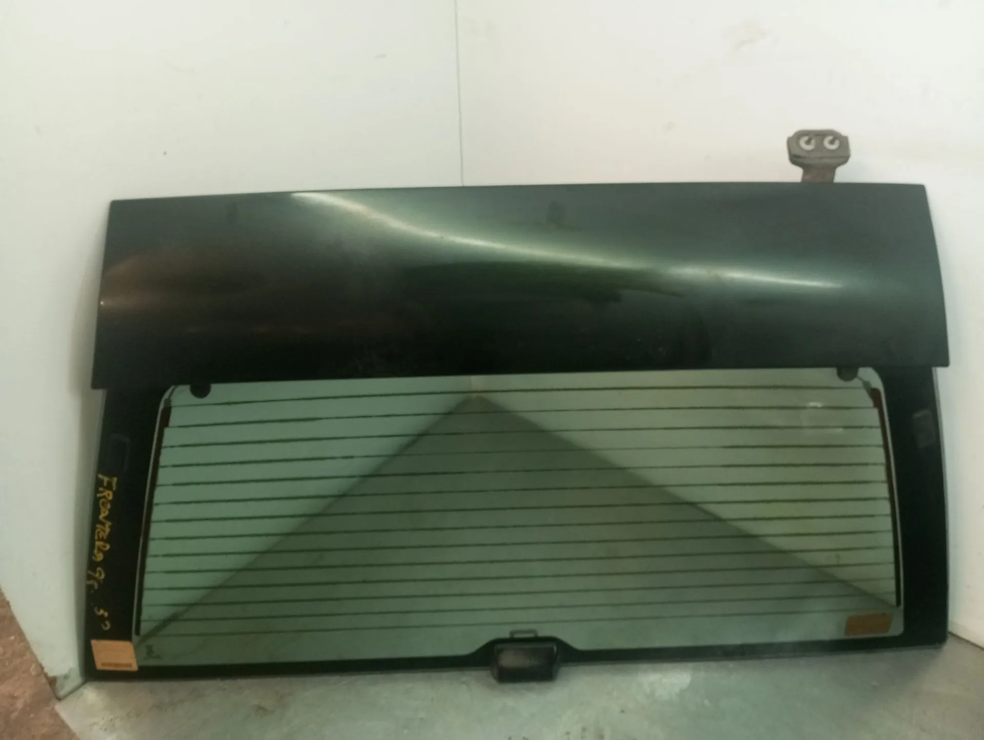 Vitre arrière OPEL Frontera A