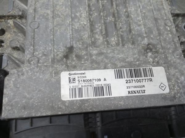 Centralina motor / ECU RENAULT Megane III (BZ0_) Imagem-3