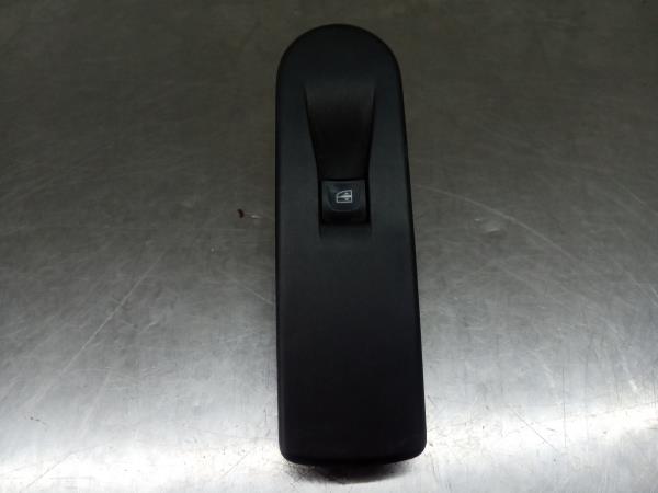 Mando / interruptor elevalunas delantero derecho RENAULT Clio IV (BH_)
