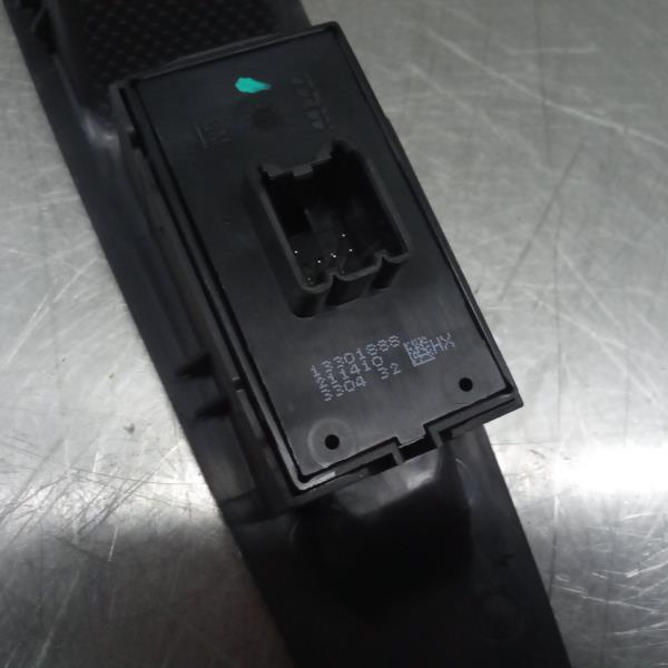 Right Rear window control OPEL Mokka / Mokka X Imagem-1