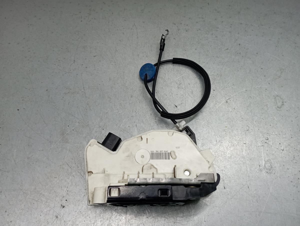Serrure Avant Droite VOLKSWAGEN Scirocco (137, 138)