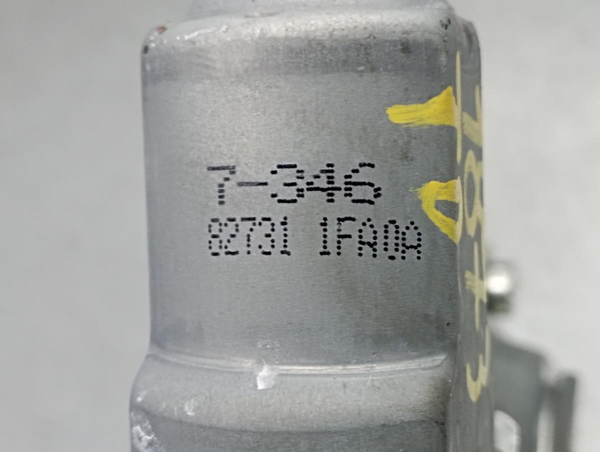 Elevador vidros trás direito NISSAN Leaf EV (ZE0) Imagem-3