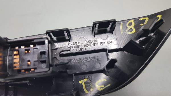 Left Rear window control NISSAN Leaf EV (ZE0) Imagem-2