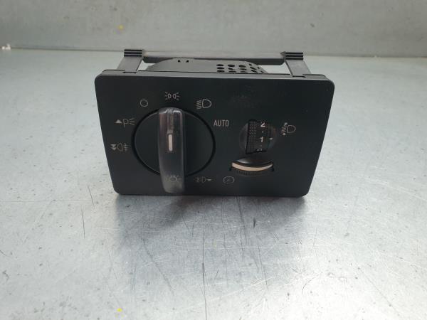 Pulsante / interruttore luci FORD Focus II (DA_)