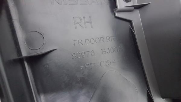 Forra porta / quartela frente direita NISSAN NV200/Evalia Combi (M20) Imagem-2