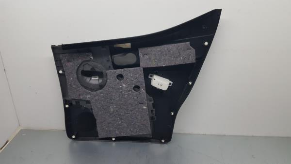 Forra porta / quartela frente esquerda NISSAN NV200/Evalia Combi (M20) Imagem-1