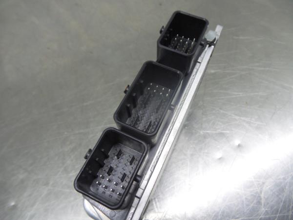 Centralina motor / ECU NISSAN NV200/Evalia Combi (M20) Imagem-2